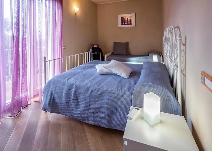 Beautiful House With Lovely Sea View Terrace شقة