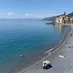 Beautiful House With Lovely Sea View Terrace Apartment Camogli