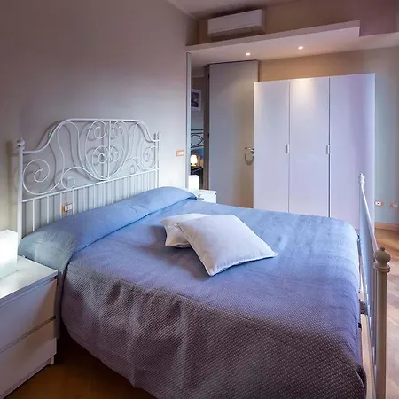 Beautiful House With Lovely Sea View Terrace Apartamento